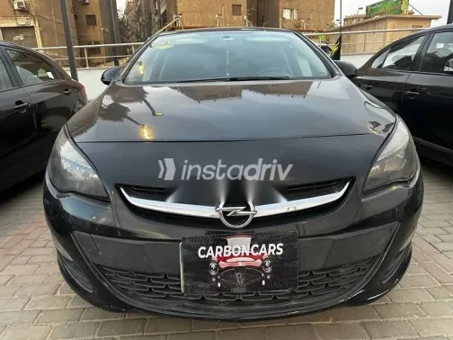 اوبل أسترا 2019 أسود مستعملة للبيع - 6