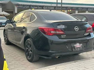 اوبل أسترا 2019 أسود مستعملة للبيع