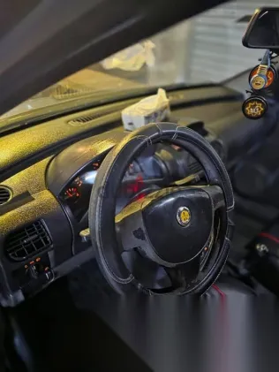 اوبل كورسا 2004 رمادي مستعملة للبيع