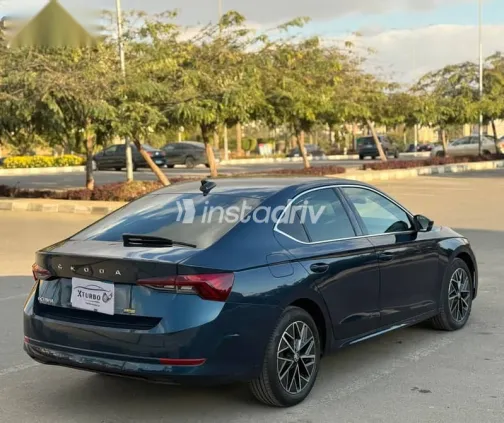 Skoda Octavia 2024 Dark Blue Used for Sale - 4