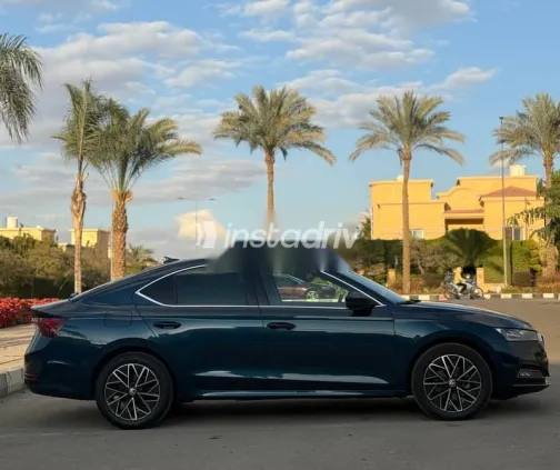 Skoda Octavia 2024 Dark Blue Used for Sale - 8