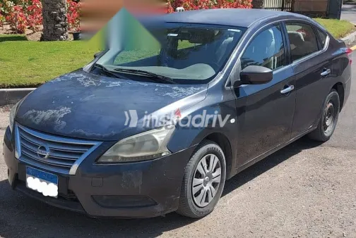 نيسان سنترا 2015 رمادي مستعملة للبيع - 4