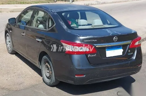 نيسان سنترا 2015 رمادي مستعملة للبيع - 5