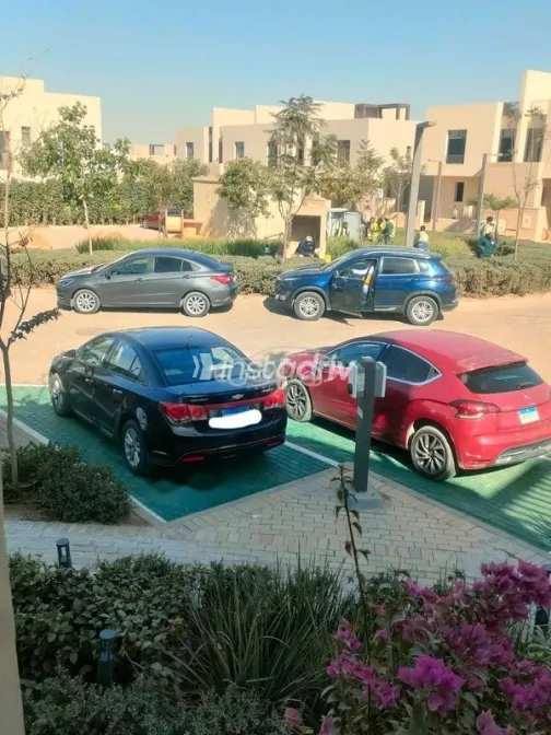 Chevrolet Cruze 2015 Black Used for Sale - 1