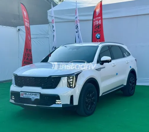 Kia Sorento 2024 White Used for Sale - 3