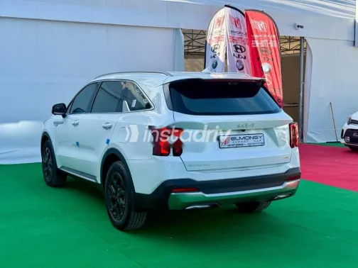 Kia Sorento 2024 White Used for Sale - 4