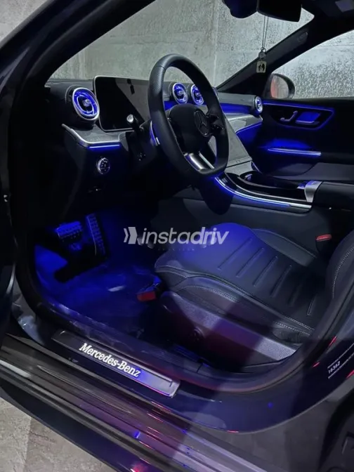 مرسيدس C 180 2025 أزرق غامق مستعملة للبيع - 4