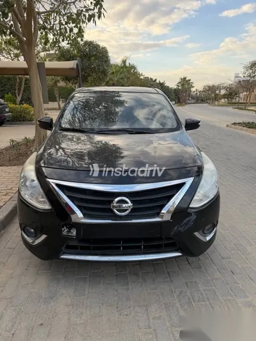 نيسان صنى 2019 أسود مستعملة للبيع - 2