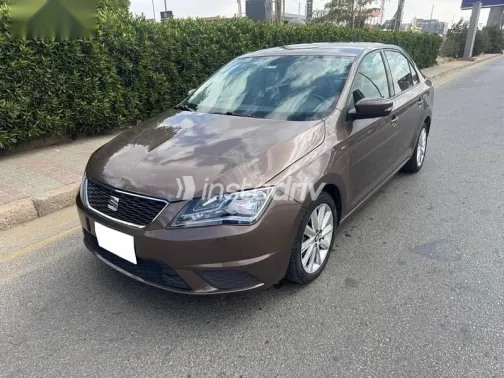 سيات توليدو 2018 بني مستعملة للبيع - 3