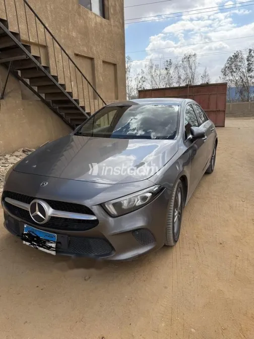 مرسيدس A 200 2020 أبيض مستعملة للبيع - 1