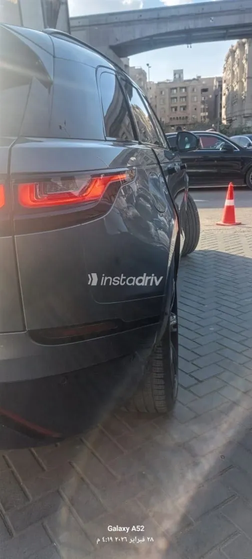 لاند روفر فيلار 2021 أبيض مستعملة للبيع - 4