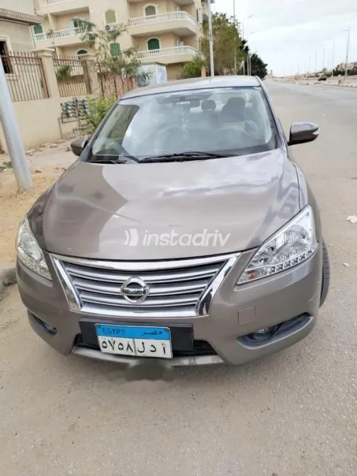 Nissan Sentra 2024 White Used for Sale - 3