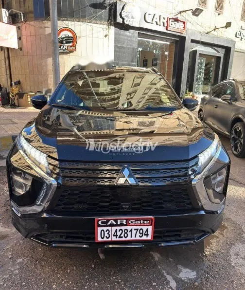 ميتسوبيشي اكليبس كروس 2024 أسود مستعملة للبيع - 1