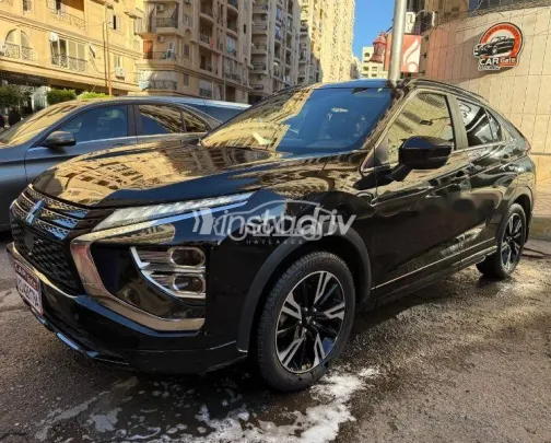 ميتسوبيشي اكليبس كروس 2024 أسود مستعملة للبيع - 2