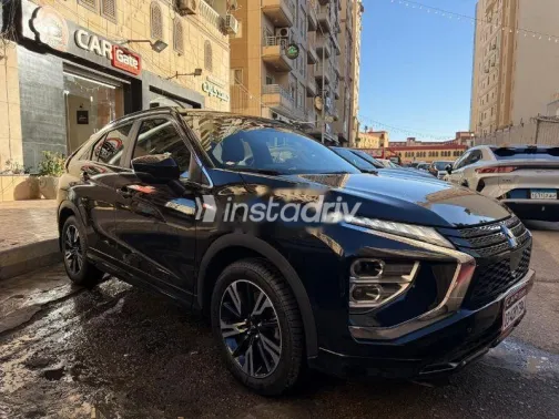 ميتسوبيشي اكليبس كروس 2024 أسود مستعملة للبيع - 3