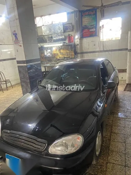 شيفروليه لانوس 2010 أسود مستعملة للبيع - 2