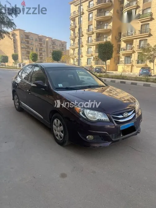 Hyundai Elantra 2017 Burgundy Used for Sale - 3