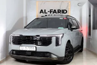 كيا كارنفال 2025 رمادي جديدة للبيع