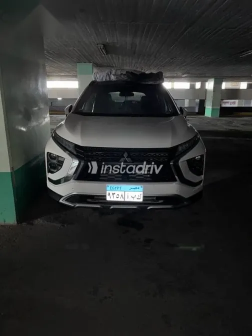 Mitsubishi Eclipse 2024 White Used for Sale - 2