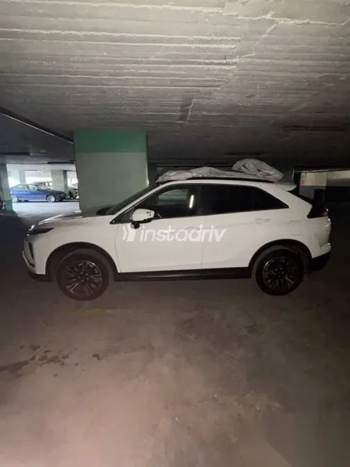 Mitsubishi Eclipse 2024 White Used for Sale - 3