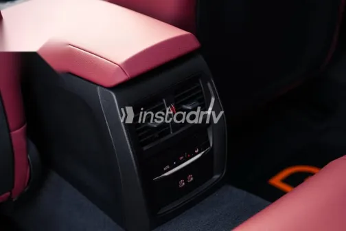 بي ام دبليو 320 2026 أزرق غامق جديدة للبيع - 5