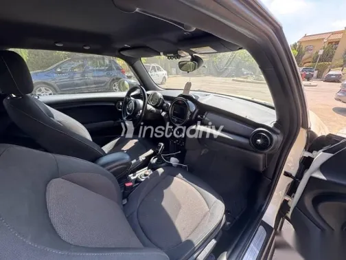 Mini Cooper 2020 White Used for Sale - 6