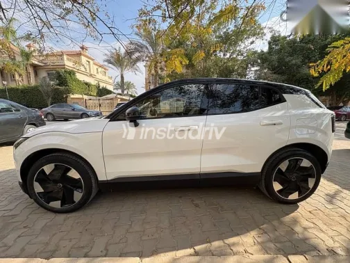 Volvo EX30 2025 White Used for Sale - 1
