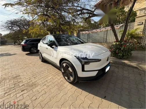 Volvo EX30 2025 White Used for Sale - 3