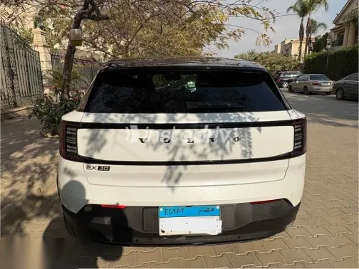 Volvo EX30 2025 White Used for Sale - 9