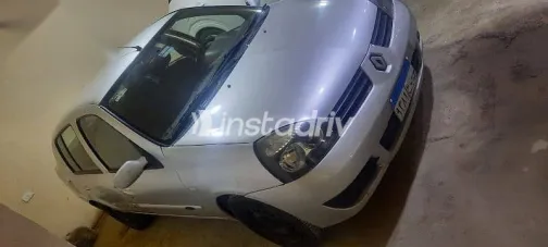 رينو كليو 2008 فضي مستعملة للبيع - 2