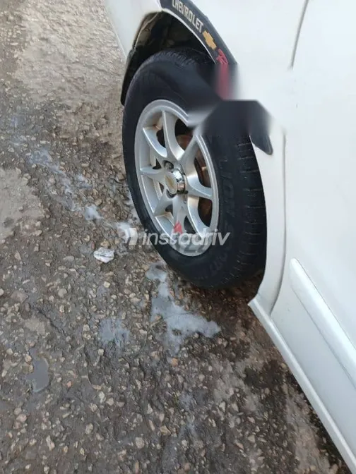 دايو لانوس 2011 أبيض مستعملة للبيع - 9