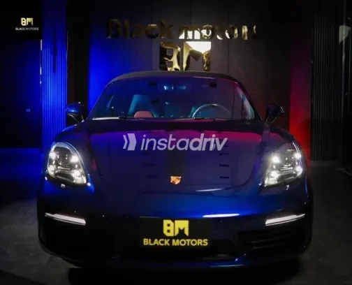 بورش بوكستر 2025 أزرق غامق مستعملة للبيع - 1