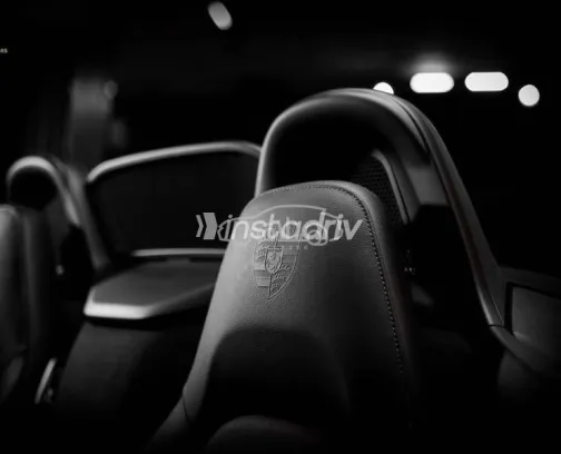 بورش بوكستر 2025 أزرق غامق مستعملة للبيع - 4