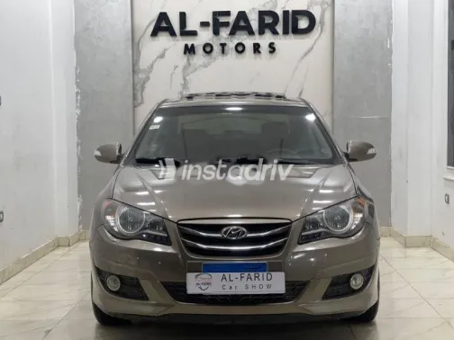 Hyundai Elantra 2021 Beige Used for Sale - 1