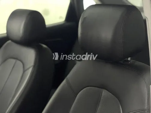 Hyundai Elantra 2021 Beige Used for Sale - 4