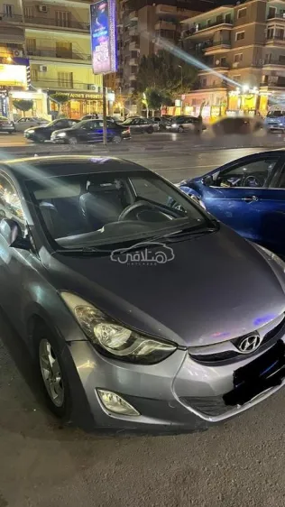 هيونداي إلنترا ام دى 2013 رمادي غامق مستعملة للبيع
