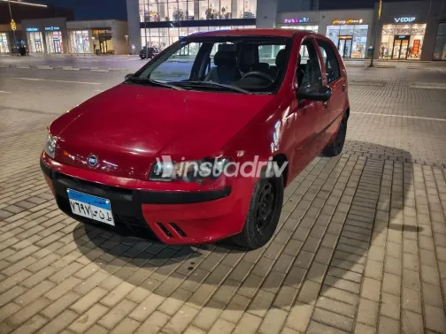 فيات بونتو 2003 أحمر مستعملة للبيع - 1
