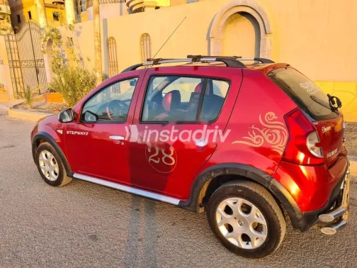 رينو سانديرو  ( ستيب  واى ) 2013 نبيتي مستعملة للبيع - 1