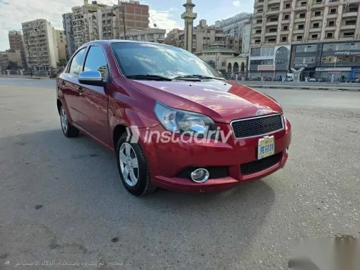 شيفروليه افيو 2014 أحمر مستعملة للبيع - 4