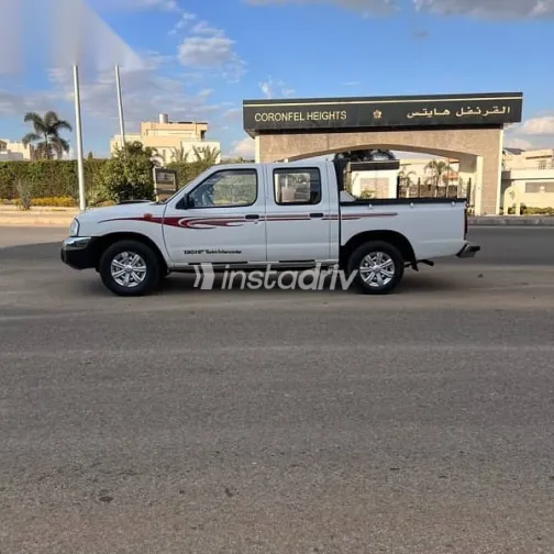 نيسان بيك اب 2016 أبيض مستعملة للبيع - 6