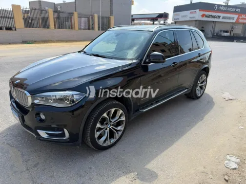 بي ام دبليو X5 2018 أبيض مستعملة للبيع - 1