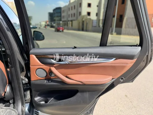 بي ام دبليو X5 2018 أبيض مستعملة للبيع - 4