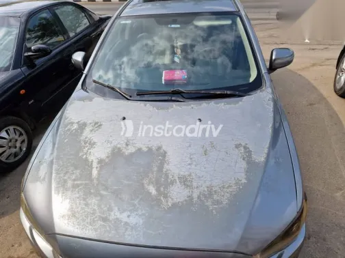 ميتسوبيشي لانسر 2016 فضي مستعملة للبيع - 8