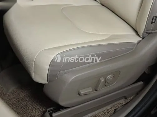 كيا كارنفال 2025 أسود جديدة للبيع - 6