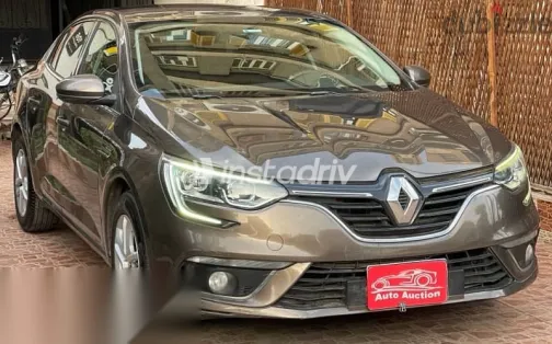 رينو ميجان 2020 بني مستعملة للبيع - 2
