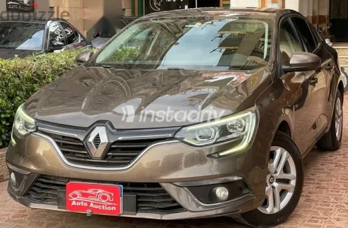 رينو ميجان 2020 بني مستعملة للبيع - 8