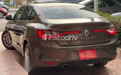 رينو ميجان 2020 بني مستعملة للبيع - 9