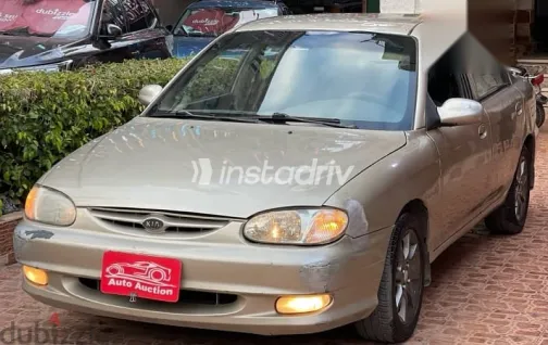 Kia Sephia 1999 Gold Used for Sale - 3
