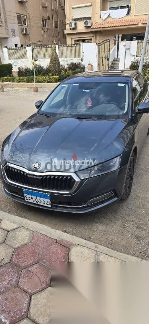Skoda Octavia 2021 Green Used for Sale - 1