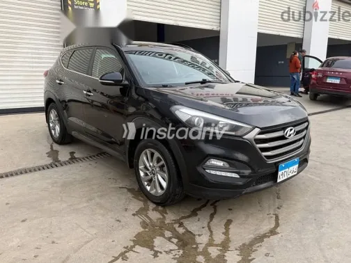 Hyundai Tucson 2017 Black Used for Sale - 3